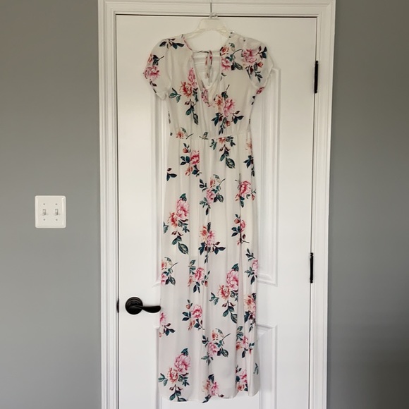 White Floral Maxi Dress - Picture 3 of 6